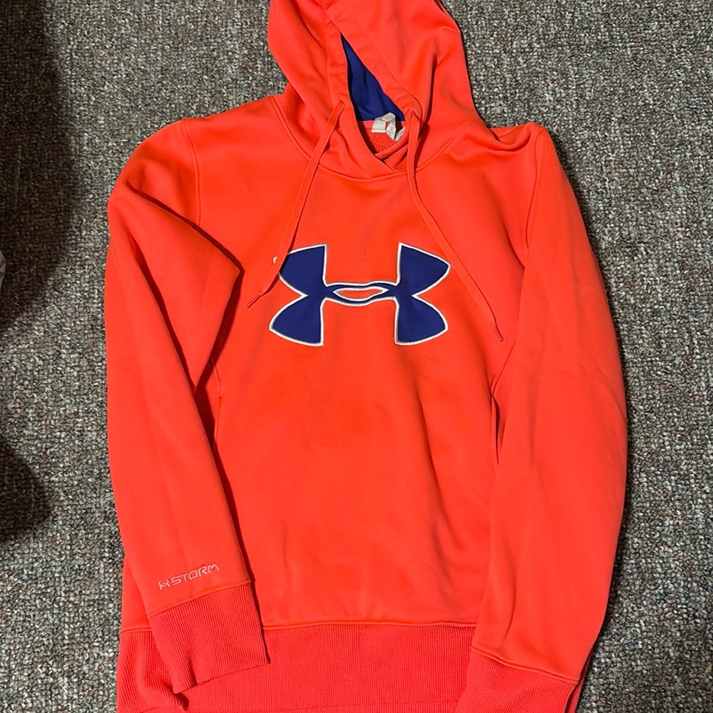 Under Armour storm sweatshirt